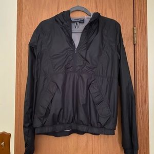 Under Amor Thin Jacket